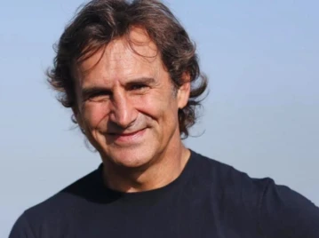 Alex Zanardi: perdió las piernas, fue dado por muerto y volvió a sobrevivir a otro accidente extremo