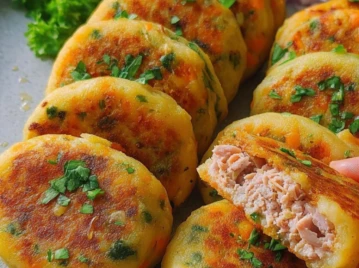 Tortitas de papa, atún y verduras: la receta saludable, deliciosa y fácil de hacer