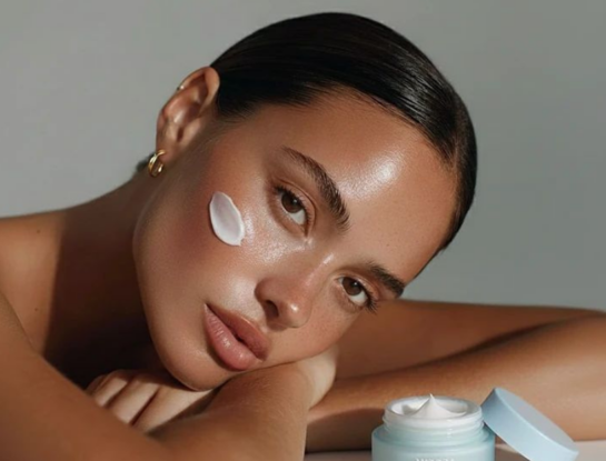 ¿Microagujas en tu crema? Spicule skincare, la tendencia que promete una piel de porcelana (pero pincha un poco)