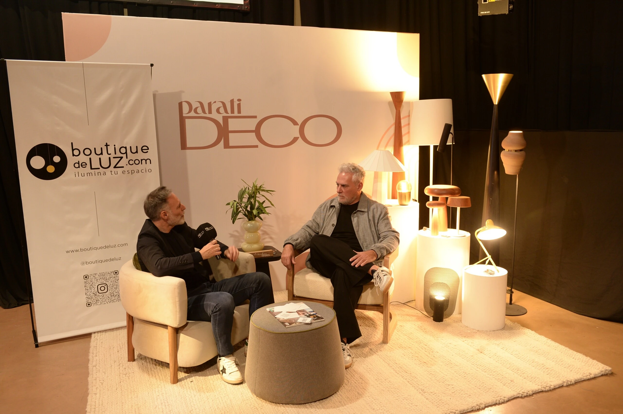 para ti DECO Talks entre Guillermo Alfie de @boutiquedeluz, y el interiorista Hugo Di Marco (@hugodimarcointeriorismo), en una conversación que puso en escena la mirada de dos referentes del sector. 