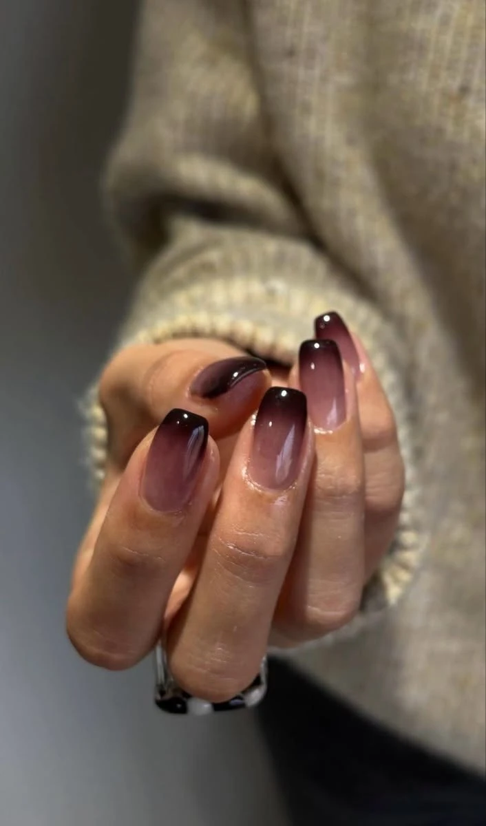 Las 6 tendencias en manicura que van a dominar el otoño en 2026