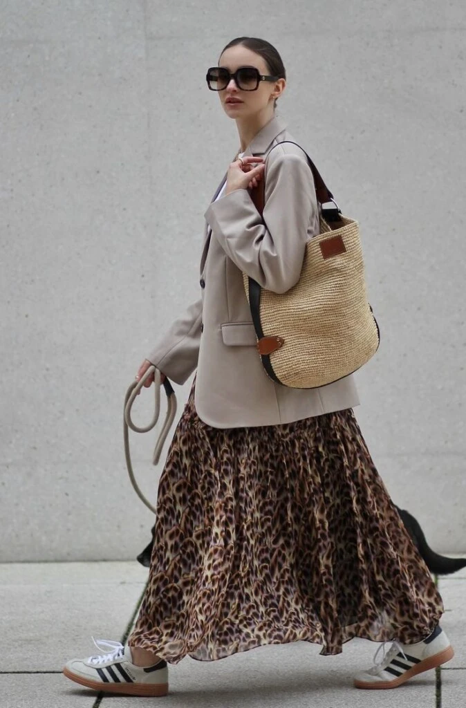 Falda y blazer