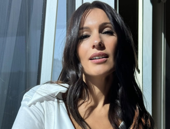Así lleva Pampita el pantalón blanco en otoño: claves de estilo para sumarlo a tus looks
