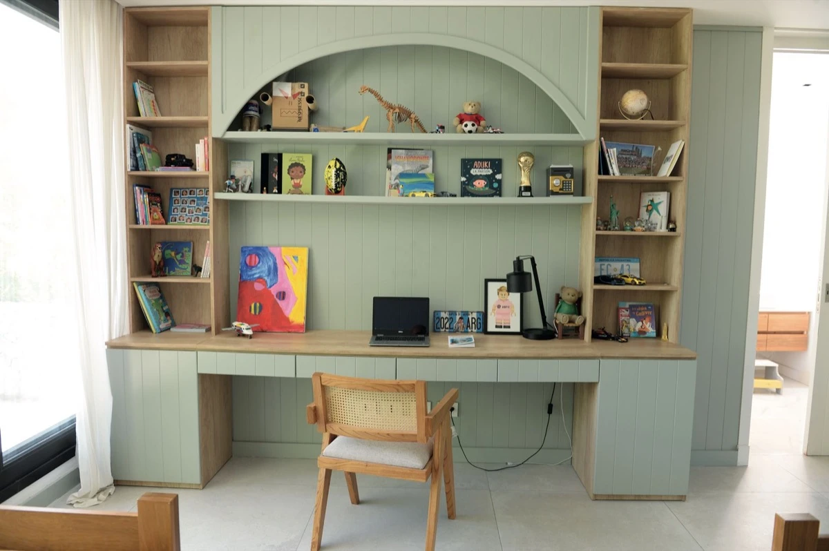 Un ambiente de estudio creativo e inspirador. 