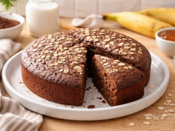 La receta de torta matera fit con banana y chocolate que vas a querer hacer para la merienda