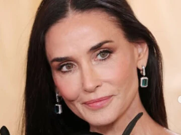 Demi moore