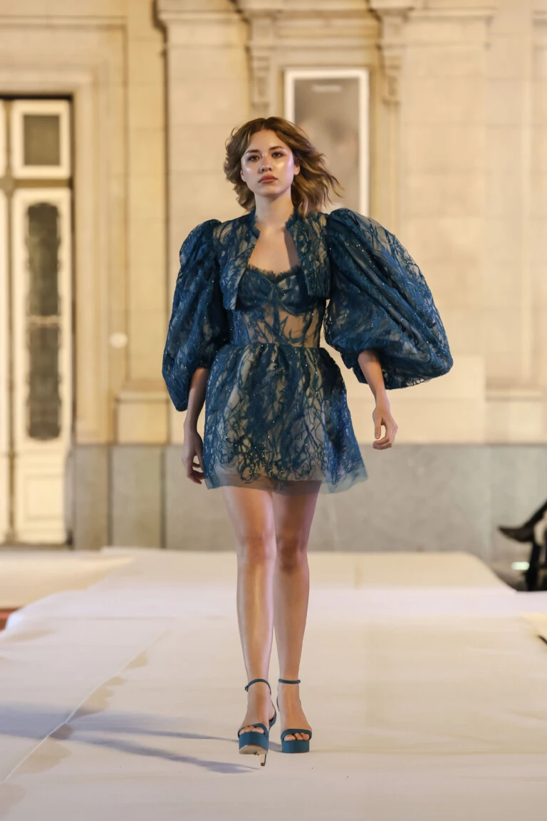 Desfile Claudia Arce