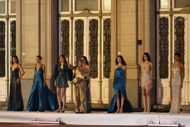 Desfile Claudia Arce