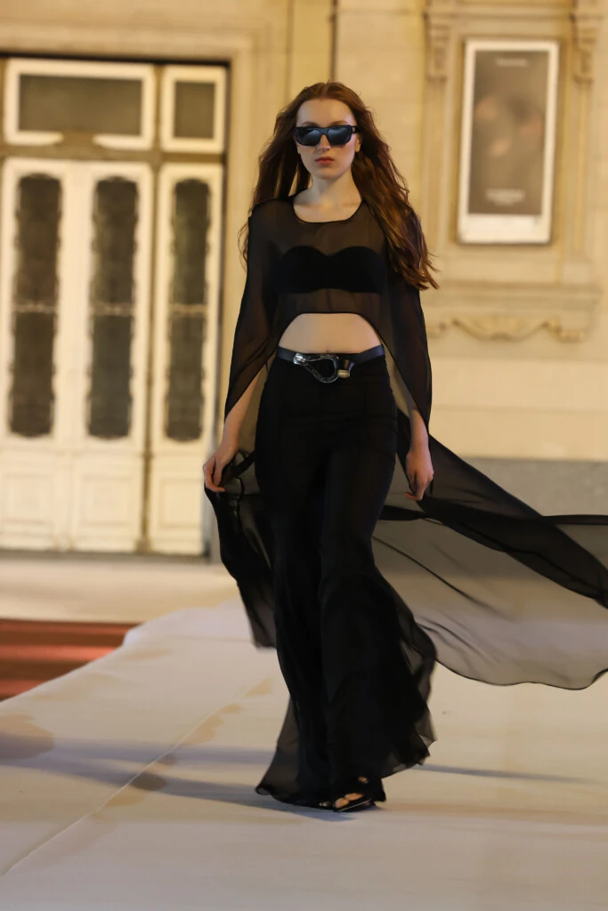 Desfile Claudia Arce