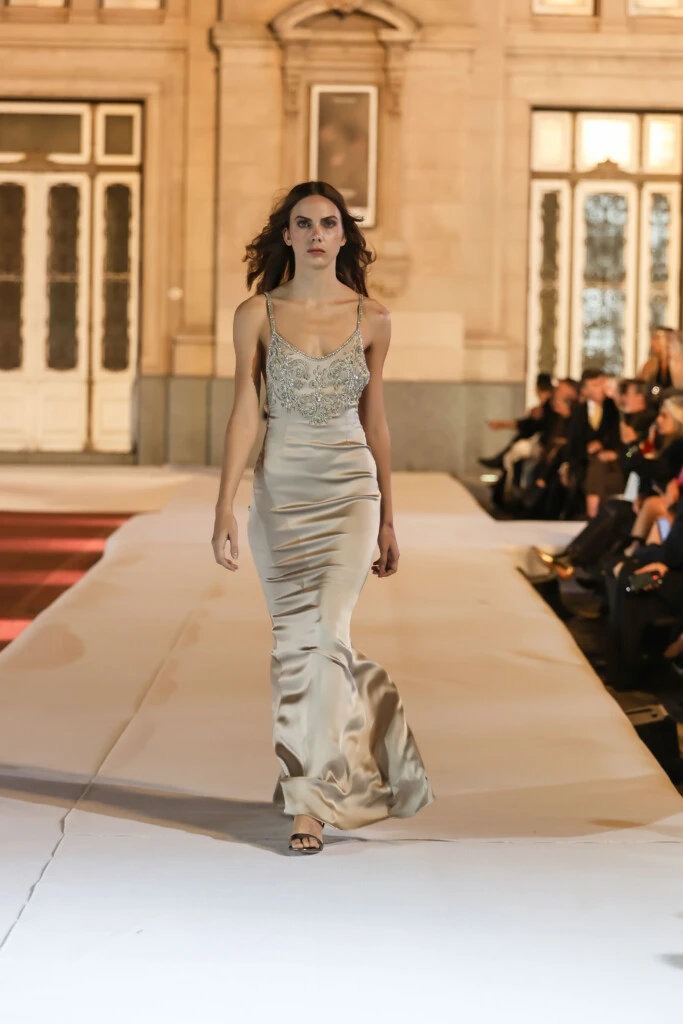Desfile Claudia Arce