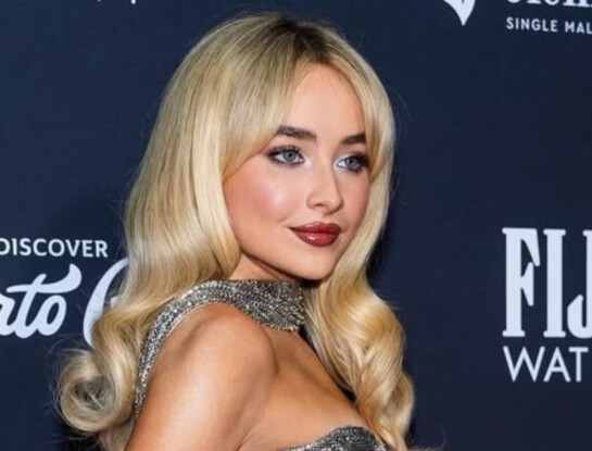 El romántico look de Sabrina Carpenter en el desfile Cruise 2027 de Dior