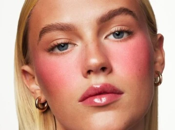 Qué es el blush blindness: el exceso de rubor que se volvió tendencia
