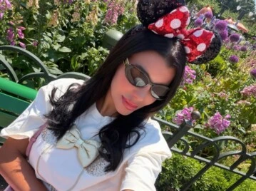 Así fue el viaje de Charlotte Caniggia a Disneyland Shanghai: castillos gigantes y pura fantasía