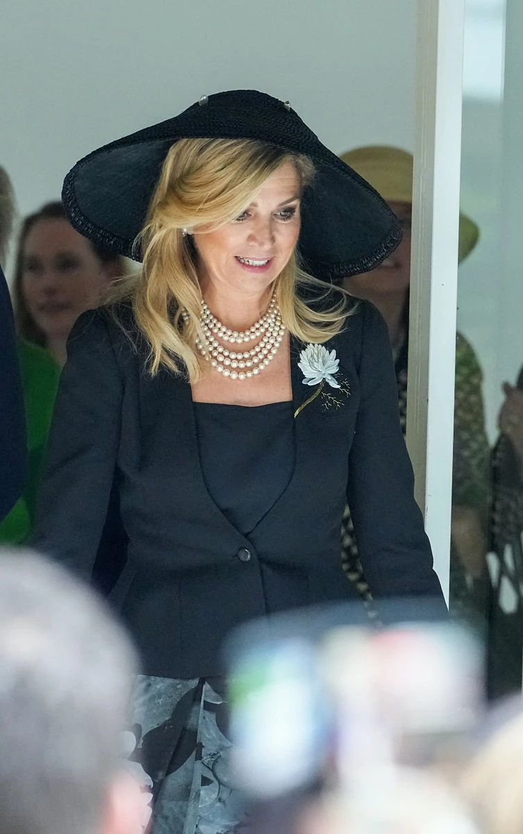 Máxima deslumbró en Venecia con un estilismo clásico inspirado en el glamour de Hollywood