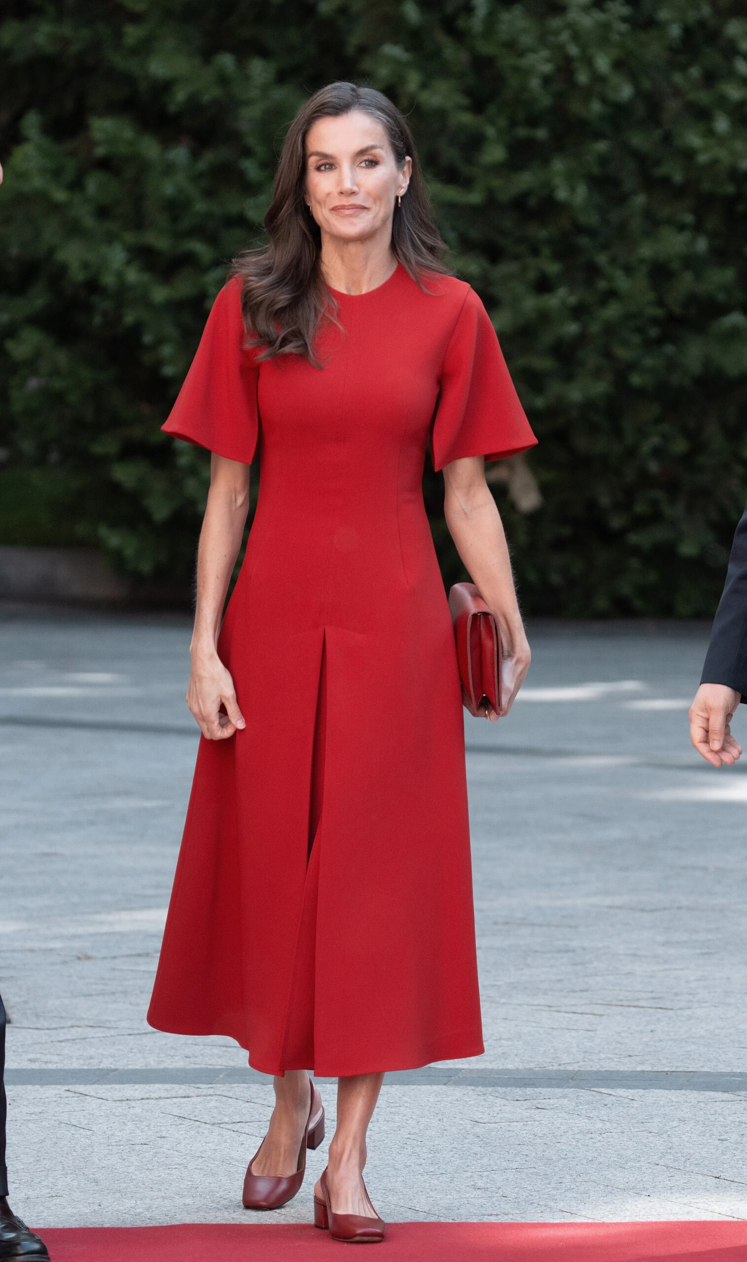 El look monocolor de Letizia Ortiz que confirma el color estrella de la primavera 2026.