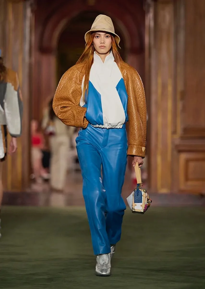 Louis Vuitton 2027 Resort.