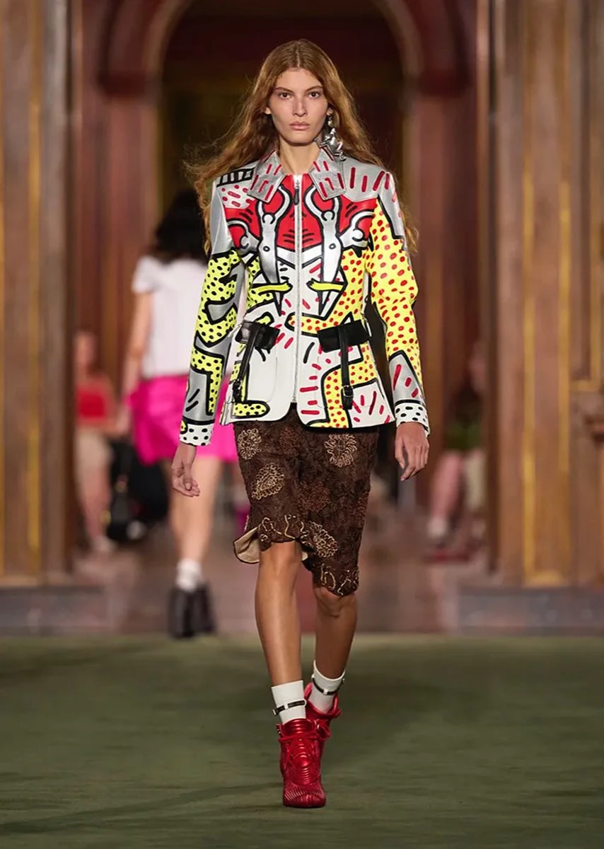 Louis Vuitton 2027 Resort.