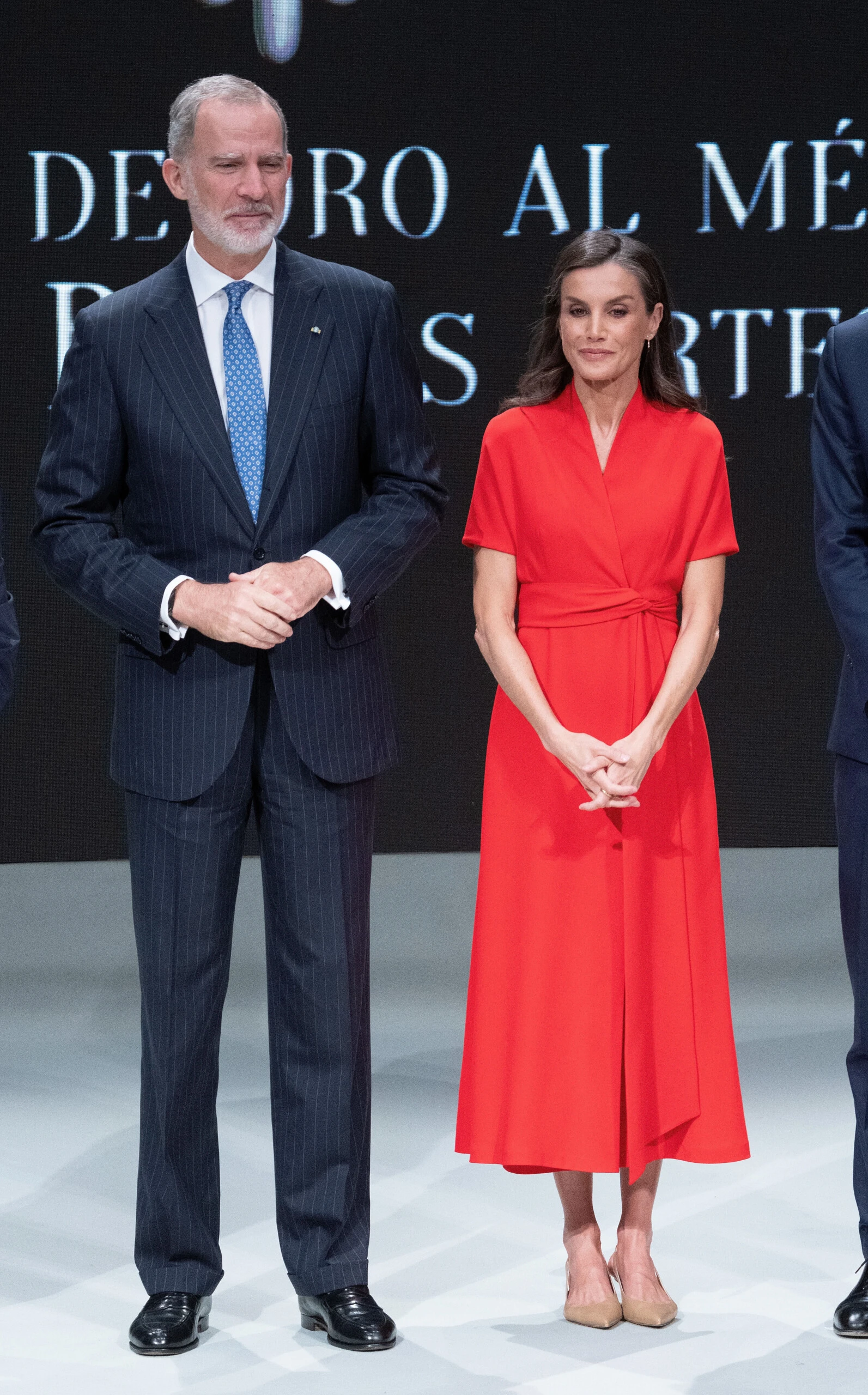 El look de Letizia Ortiz en color rojo.