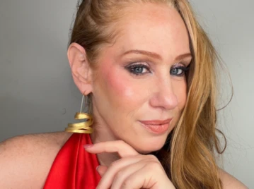 Gaby Buk, psicóloga y maquilladora: "En mi consultorio observaba cómo nuevo color de pelo o un maquillaje se convertía en un acto de amor propio"