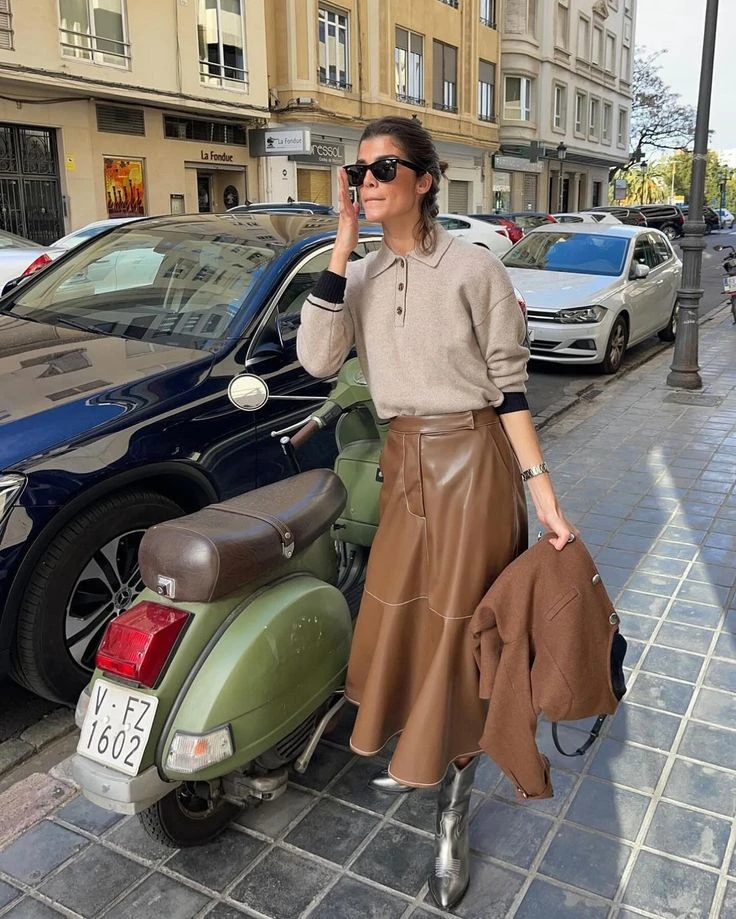 Guía de estilo: 5 looks con falda de cuero, la prenda que no puede faltar en tu placard 
