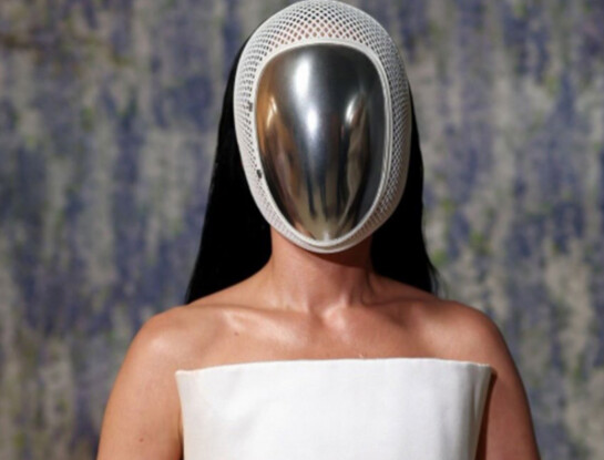 Met Gala 2026: Katy Perry llevó un look futurista que mezcló moda, arte y misterio
