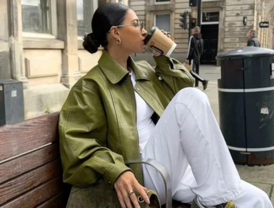 Guía de estilo: 7 looks con verde oliva, el color del invierno furor en Europa