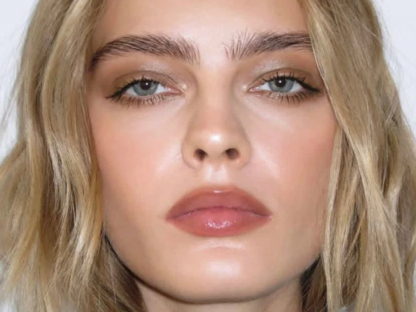 Los pequeños errores de maquillaje que pueden apagar tu look (y cómo hacer que la piel se vea más fresca)