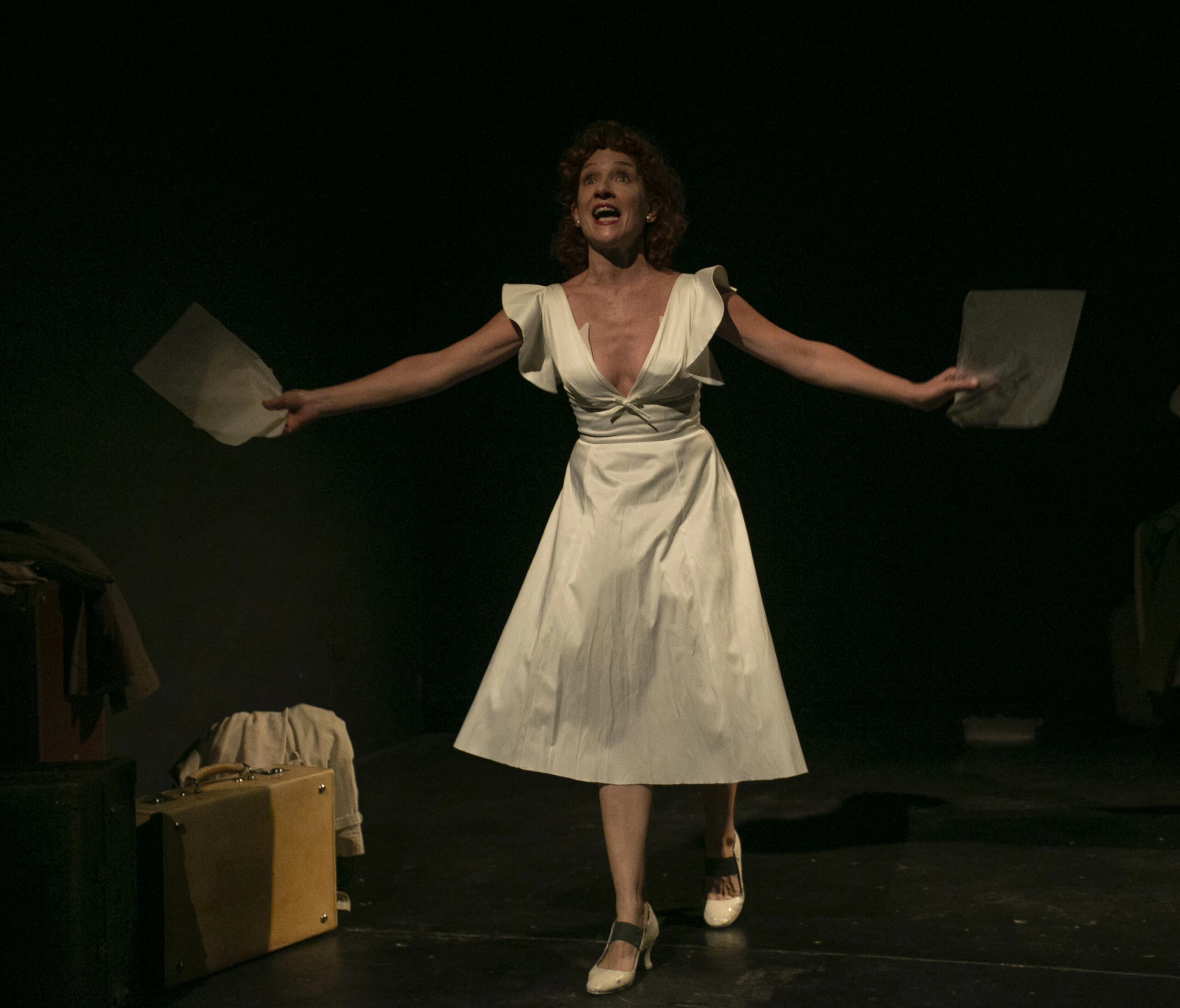 "Los artistas de este país tenemos que tener una capacidad de reconversión permanente": Coni Marino habla del teatro, la docencia y su mirada sobre la ficción actual