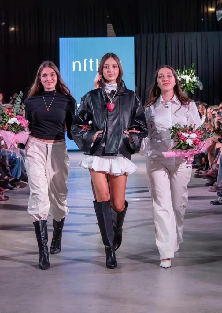 Nítida