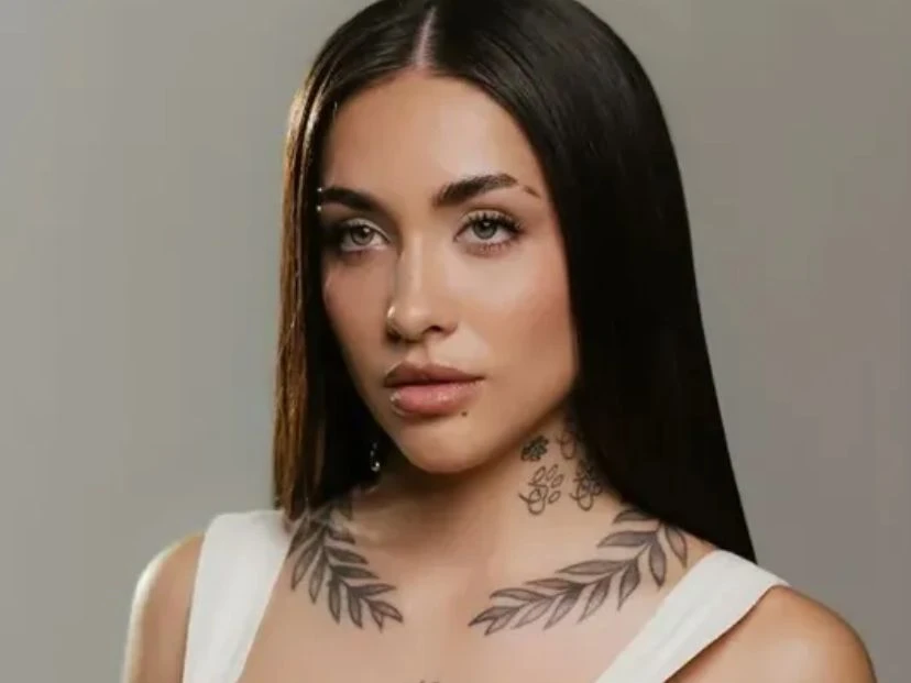 El look de María Becerra en los Premios Platino