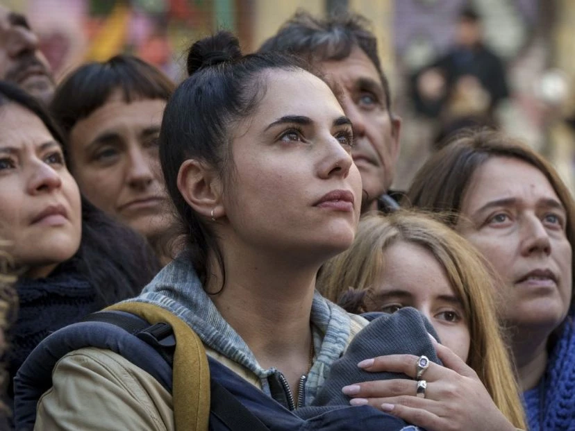Así es “Yo siempre a veces”, la serie que reivindica la maternidad en soledad