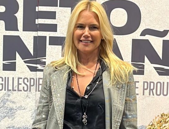 El look de Valeria Mazza en la función de "Secreto en la montaña"
