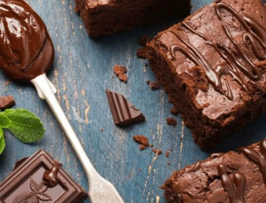 Brownies de chocolate y naranja