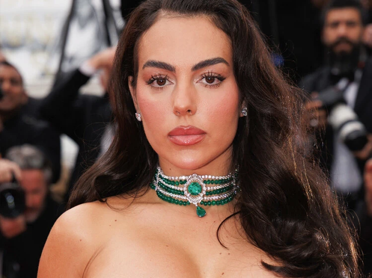 La joya statement de Georgina Rodrguez en Cannes que convirti un vestido  nude en un look de impacto - Revista Para Ti