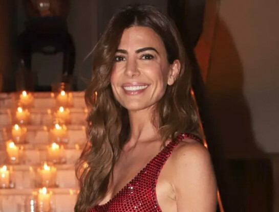 Juliana Awada volvió a marcar tendencia con un look relajado y chic en una salida cutural