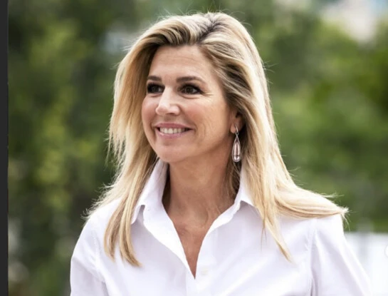 look Máxima