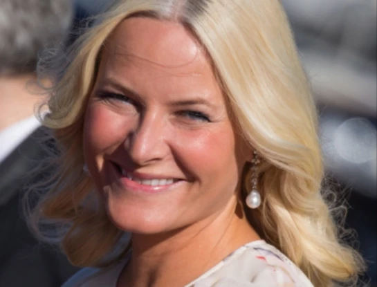 Preocupación por Mette-Marit: el príncipe Haakon confirmó que su salud empeoró “considerablemente”