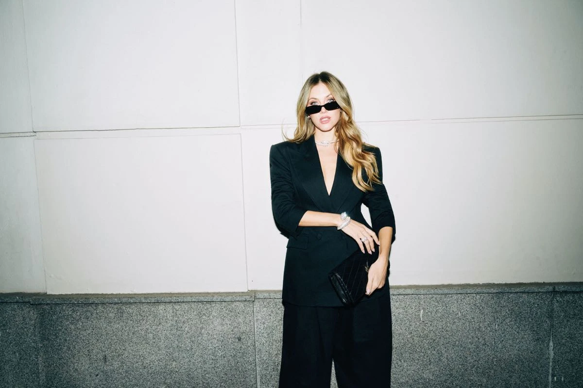 
Stephanie Demner by Pucheta Paz.