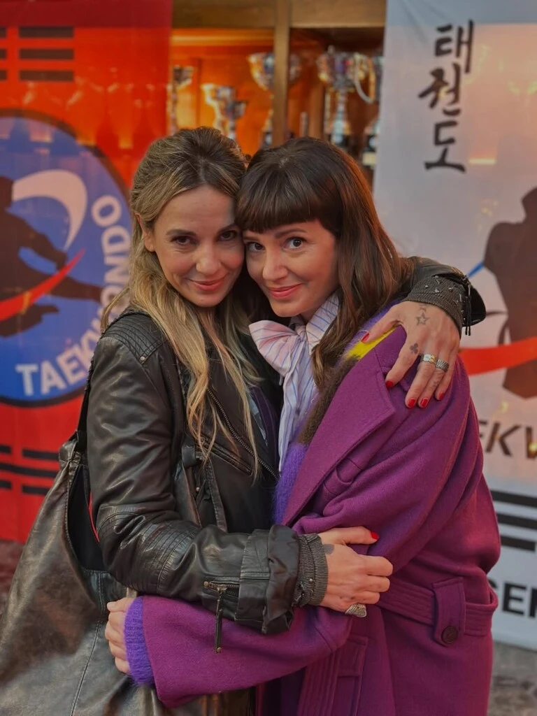 Julieta Cardinali atraviesa un gran presente profesional tras el estreno de la cuarta temporada de Envidiosa, la ficción protagonizada por Griselda Siciliani que se convirtió en uno de los títulos más comentados de la plataforma.