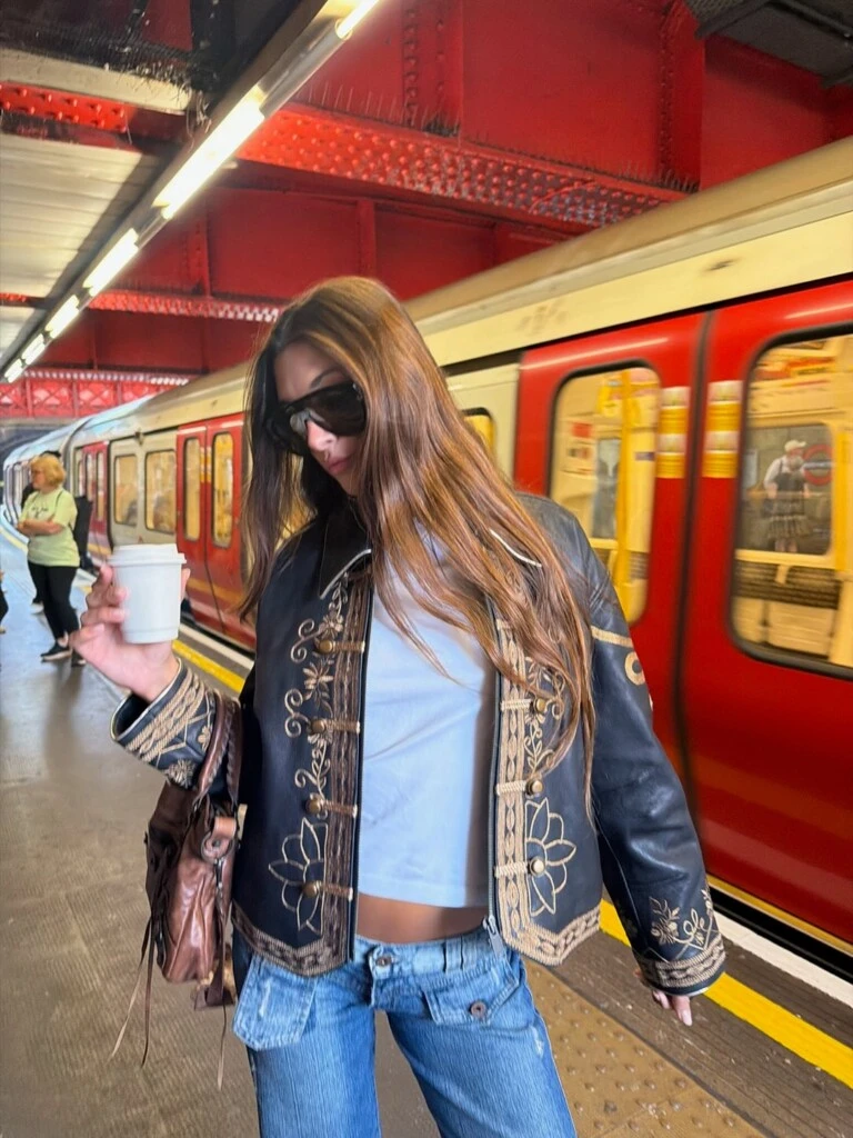 El look de Lola Latorre. Foto: IG