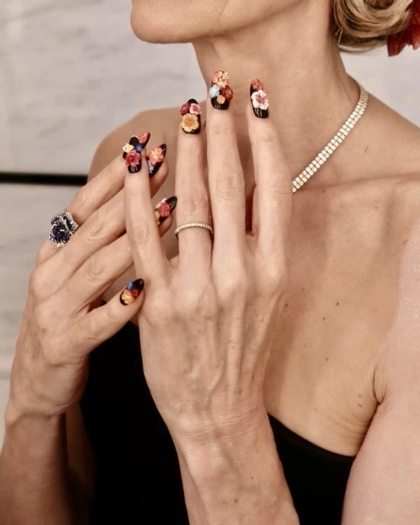Met Gala 2026: uñas inspiradas en Van Gogh, rubor protagonista y peinados XL, los detalles beauty que impactaron