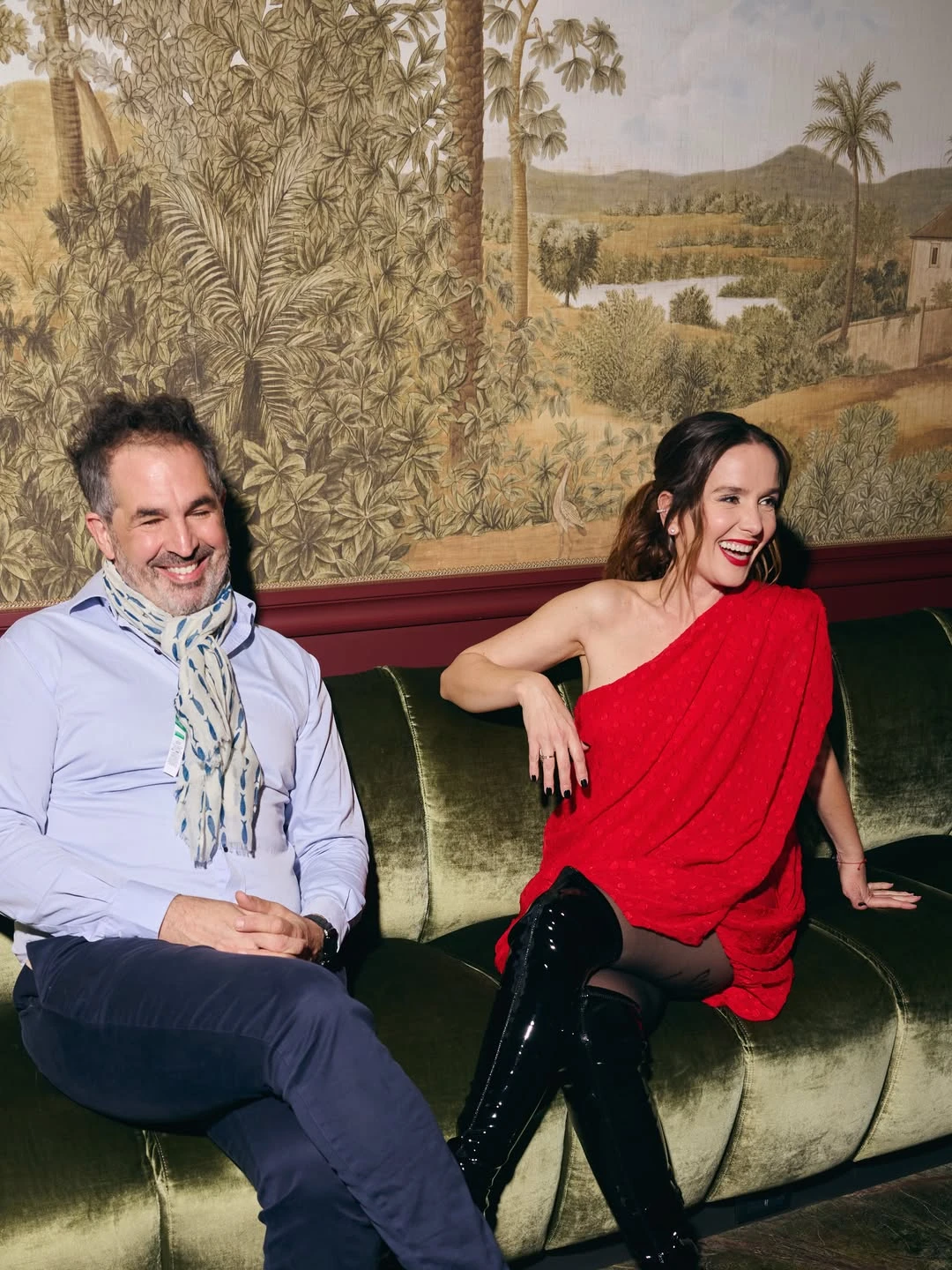 Natalia Oreiro apostó al mini vestido rojo más impactante para presentar su nueva película en Montevideo