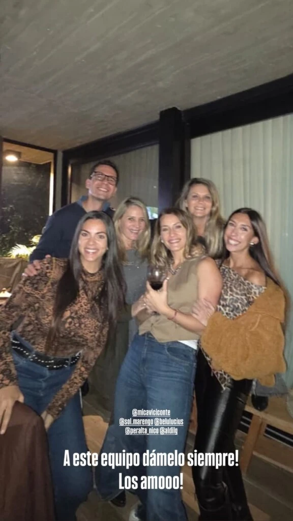 Nico Peralta, Belu Lucius, Paula “La Peque” Pareto, Rocío y Sol Marengo, entre otros amigos del medio.