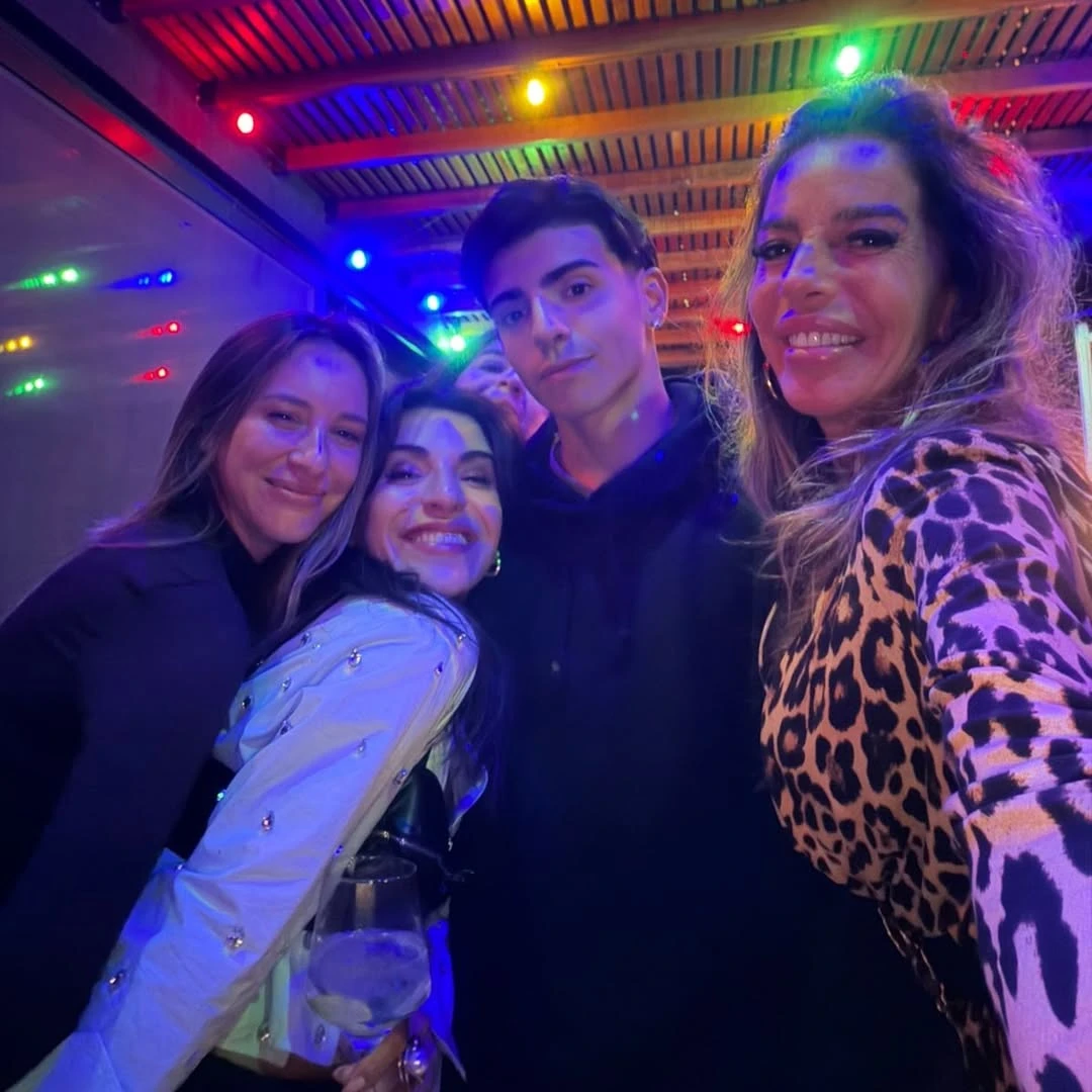 Las fotos del cumpleaños 37 de Gianinna Maradona junto a su familia y amigos