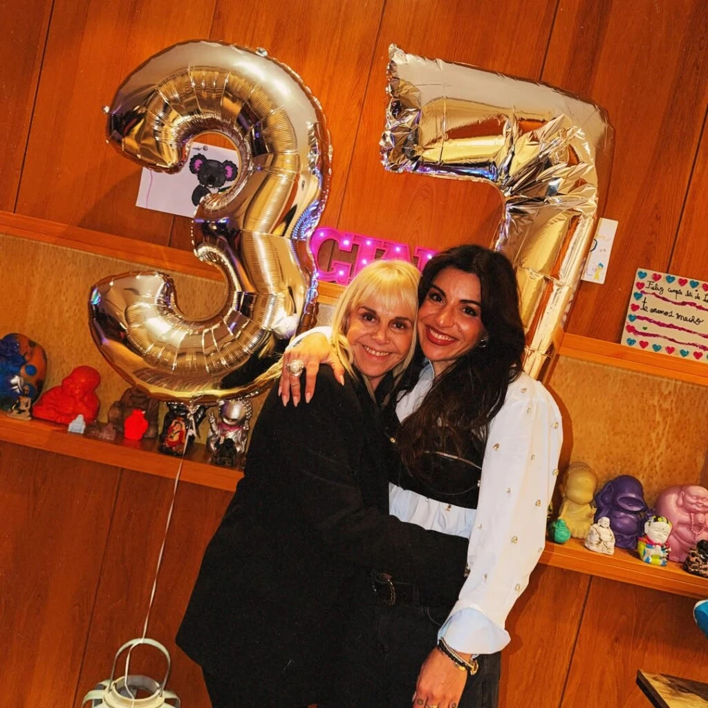 Las fotos del cumpleaños 37 de Gianinna Maradona junto a su familia y amigos