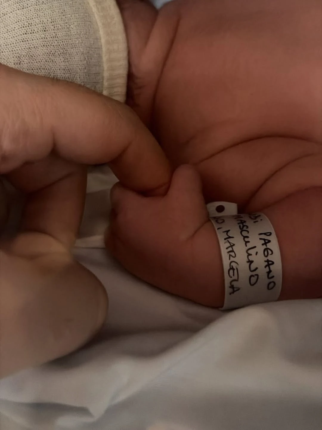 Marcela Pagano mostró la primera foto de su bebé y contó cómo fue el parto adelantado
