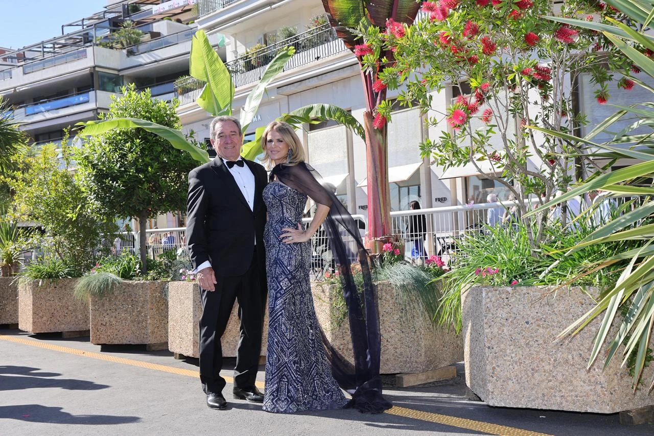 Flavia Palmiero junto a Luis Scalela