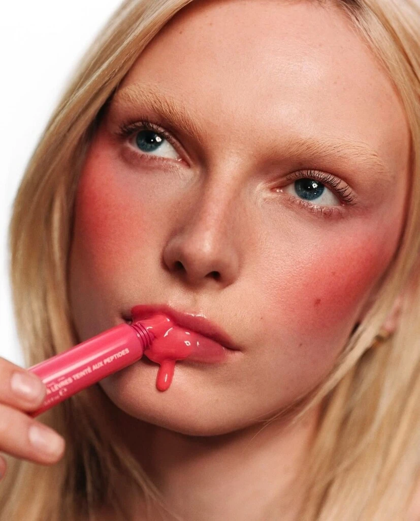 El blush blindness busca lograr mejillas cada vez más intensas
