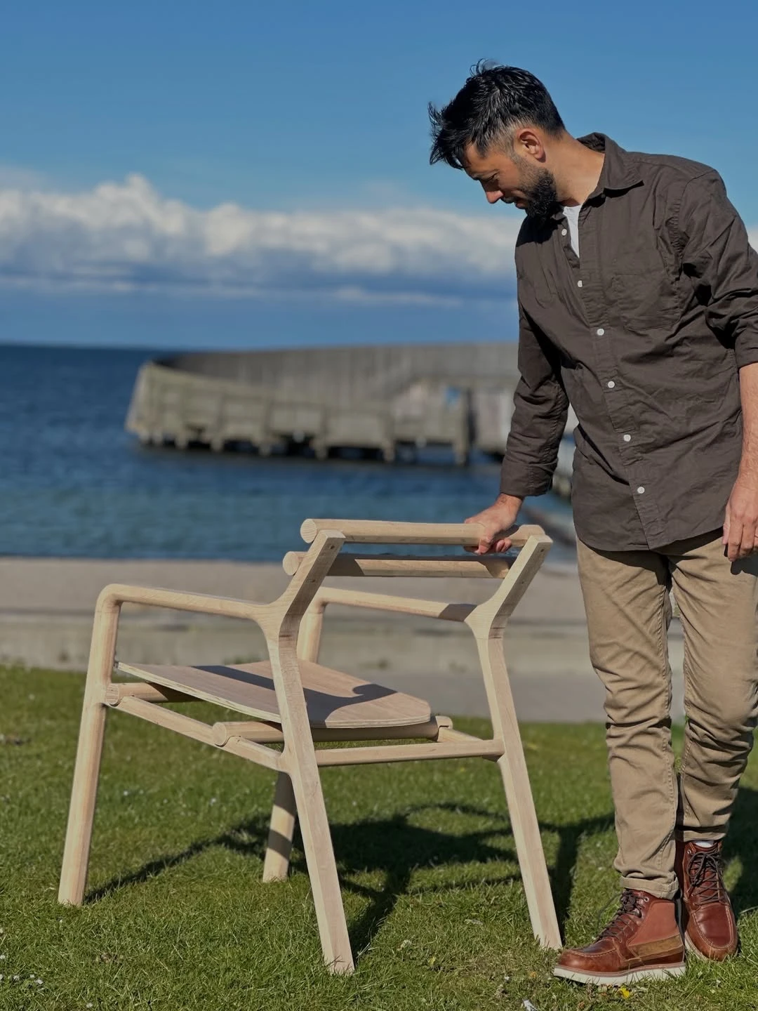 Luis Coronel fundó CLDW Studio: mobiliario contemporáneo (argentino) desde Copenhague. 