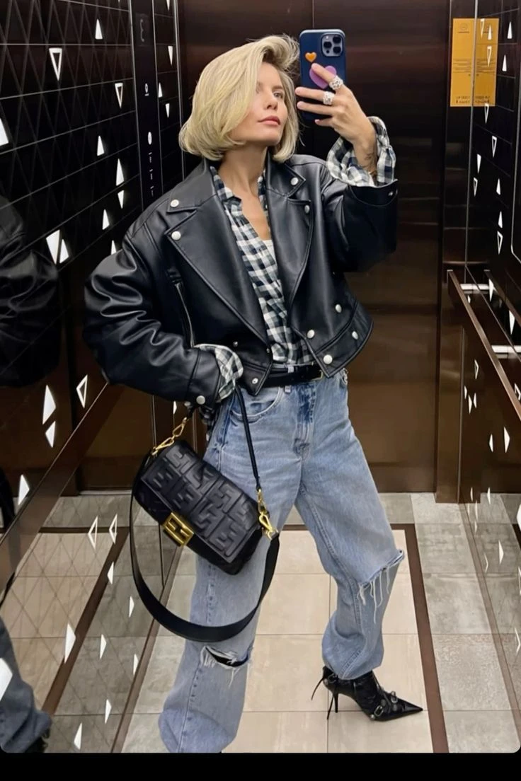 Fendi relanza la Baguette: así se lleva la cartera que nunca pasó de moda